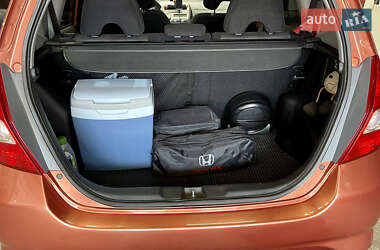 Хэтчбек Honda Jazz 2006 в 