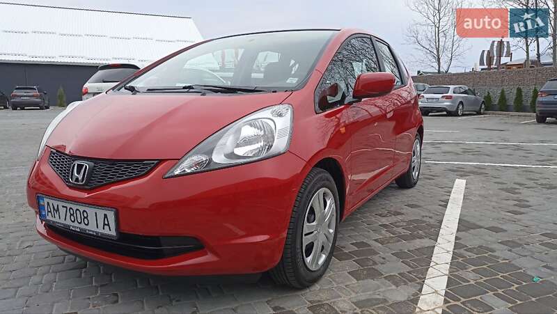Хэтчбек Honda Jazz 2010 в Житомире