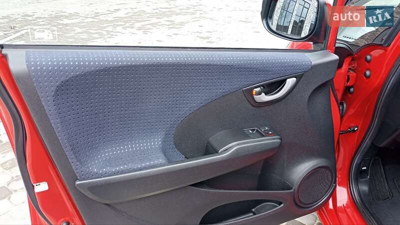 Хэтчбек Honda Jazz 2010 в Житомире