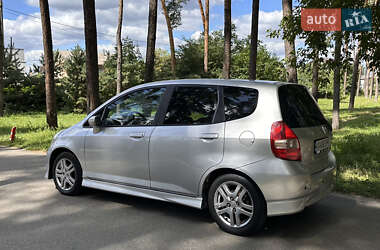 Хэтчбек Honda Jazz 2007 в 