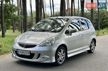 Хэтчбек Honda Jazz 2007 в 