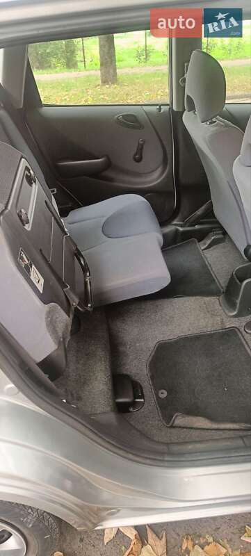 Хетчбек Honda Jazz 2006 в Буську