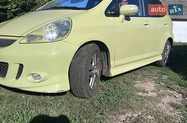 Хэтчбек Honda Jazz 2006 в  фото 6 Хэтчбек Honda Jazz 2006 в