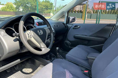 Хэтчбек Honda Jazz 2006 в 