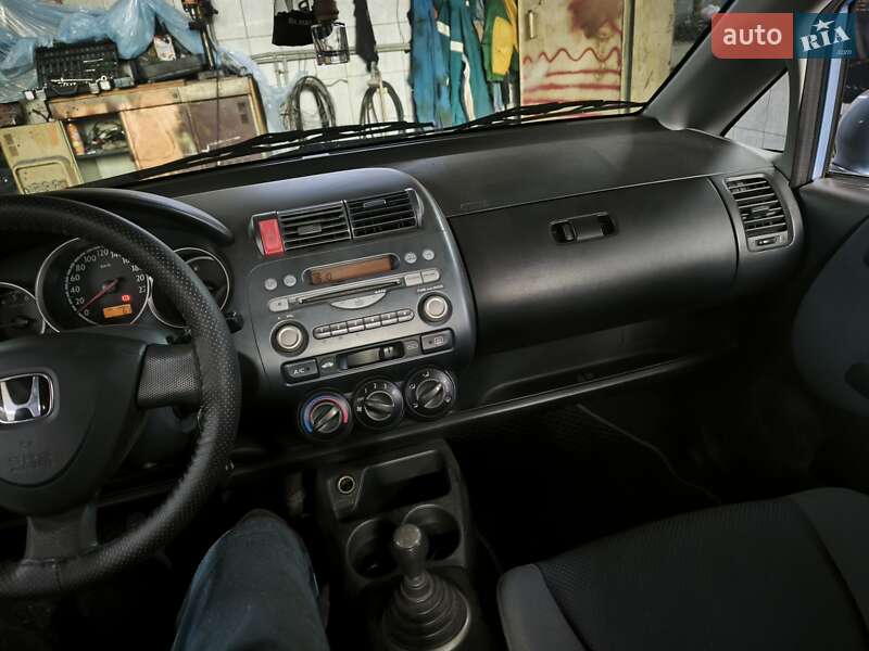 Хэтчбек Honda Jazz 2002 в Киеве фото 6 Хэтчбек Honda Jazz 2002 в Киеве