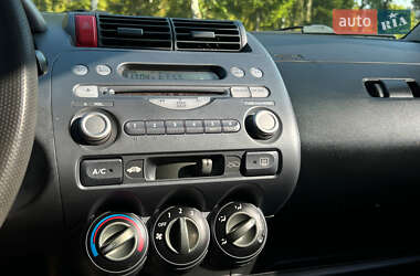 Хэтчбек Honda Jazz 2002 в 