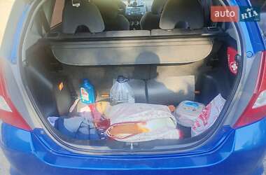 Хэтчбек Honda Jazz 2006 в 