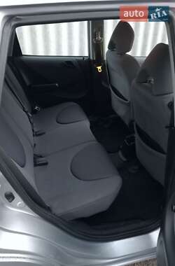 Хэтчбек Honda Jazz 2003 в 