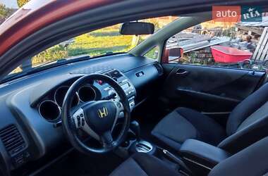 Хэтчбек Honda Jazz 2008 в 