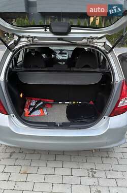 Хэтчбек Honda Jazz 2006 в 