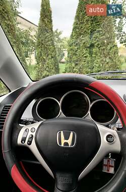 Хэтчбек Honda Jazz 2007 в 