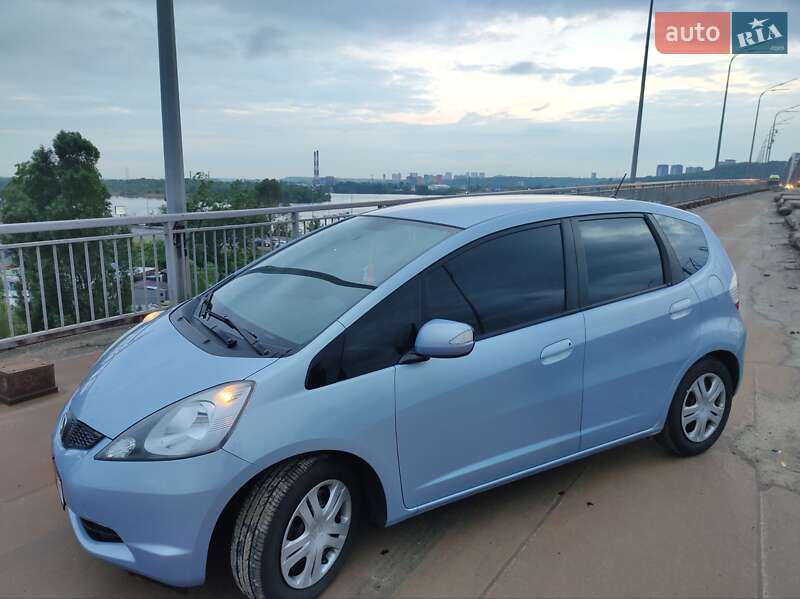 Хэтчбек Honda Jazz 2008 в Киеве