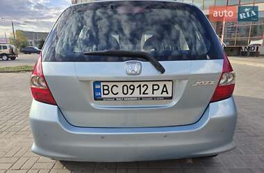 Хэтчбек Honda Jazz 2007 в 
