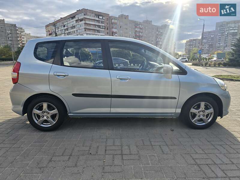 Хэтчбек Honda Jazz 2007 в Запорожье