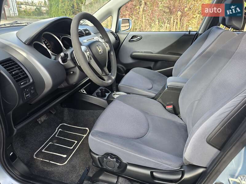 Хэтчбек Honda Jazz 2007 в Запорожье