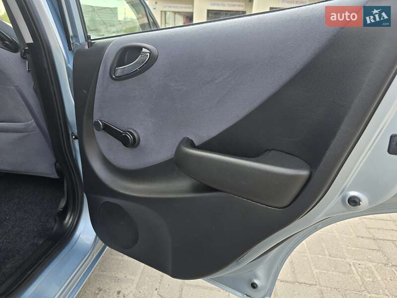 Хэтчбек Honda Jazz 2007 в Запорожье