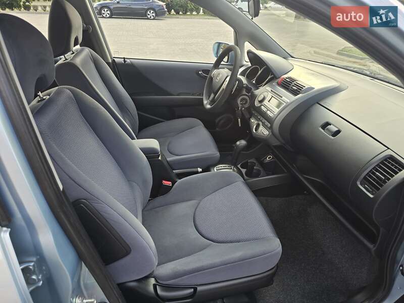 Хэтчбек Honda Jazz 2007 в Запорожье