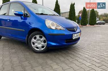 Хэтчбек Honda Jazz 2006 в 
