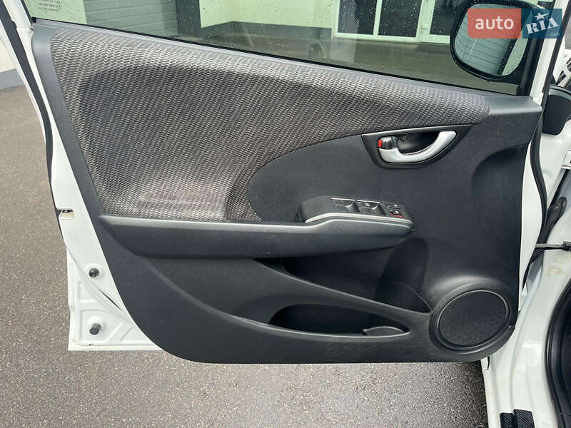 Хетчбек Honda Jazz 2011 в Вінниці фото 32 Хетчбек Honda Jazz 2011 в Вінниці