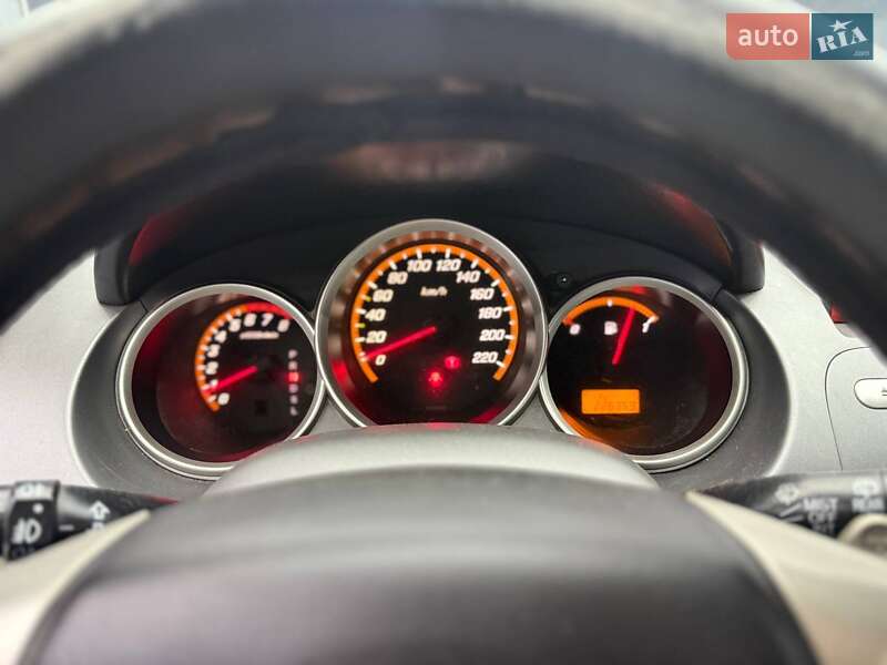 Хетчбек Honda Jazz 2007 в Чернівцях фото 16 Хетчбек Honda Jazz 2007 в Чернівцях
