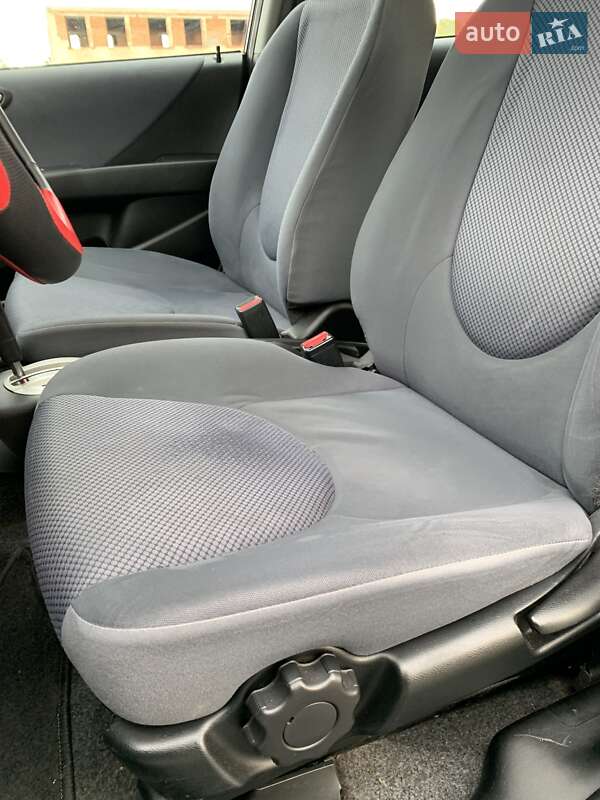 Хетчбек Honda Jazz 2007 в Іллінцях