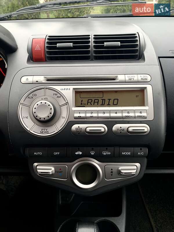 Хетчбек Honda Jazz 2007 в Іллінцях фото 40 Хетчбек Honda Jazz 2007 в Іллінцях