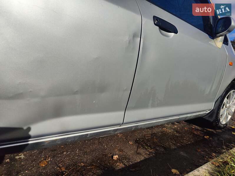 Хэтчбек Honda Jazz 2003 в Полтаве фото 4 Хэтчбек Honda Jazz 2003 в Полтаве