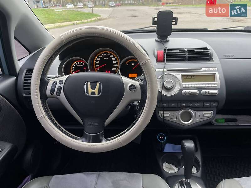 Хэтчбек Honda Jazz 2008 в Николаеве