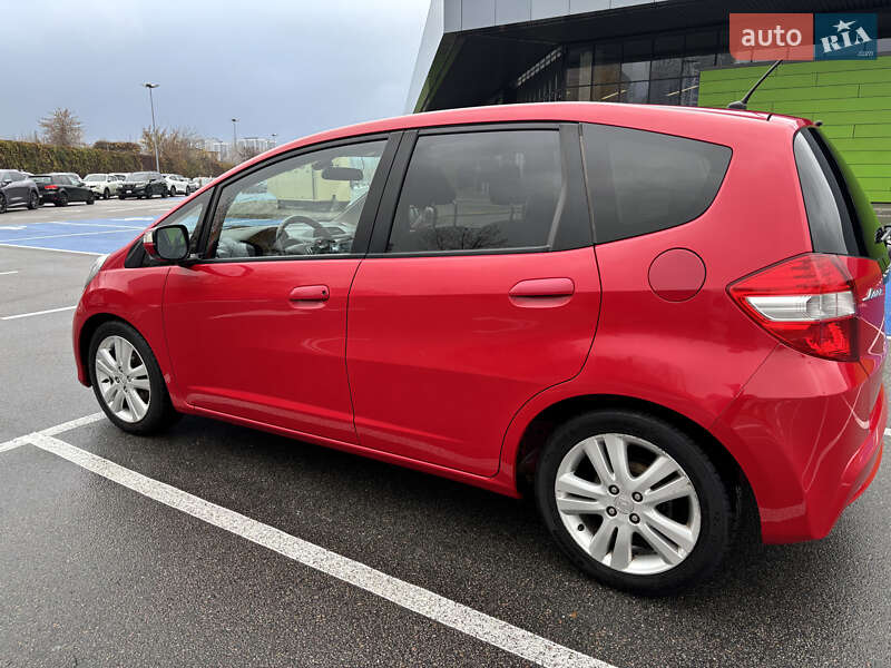 Хэтчбек Honda Jazz 2012 в Киеве