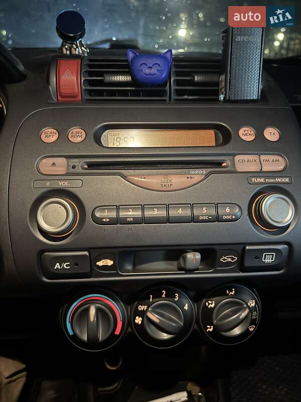 Хэтчбек Honda Jazz 2004 в Ивано-Франковске