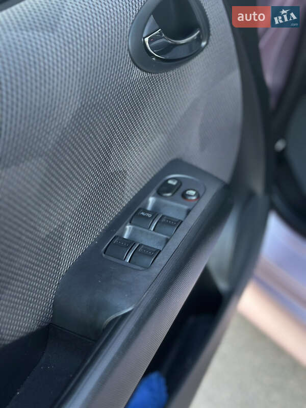 Хэтчбек Honda Jazz 2008 в Киеве