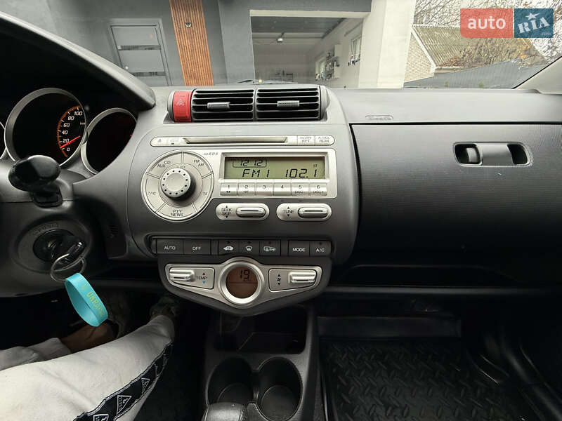 Хэтчбек Honda Jazz 2007 в Умани фото 18 Хэтчбек Honda Jazz 2007 в Умани