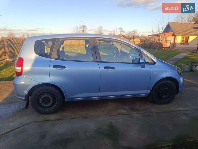 Хетчбек Honda Jazz 2004 в Стрию