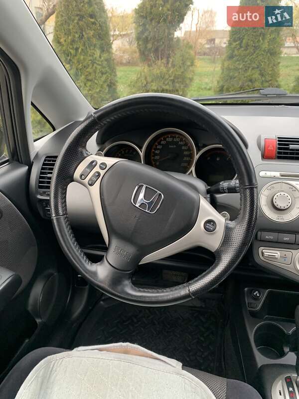 Хетчбек Honda Jazz 2007 в Іллінцях