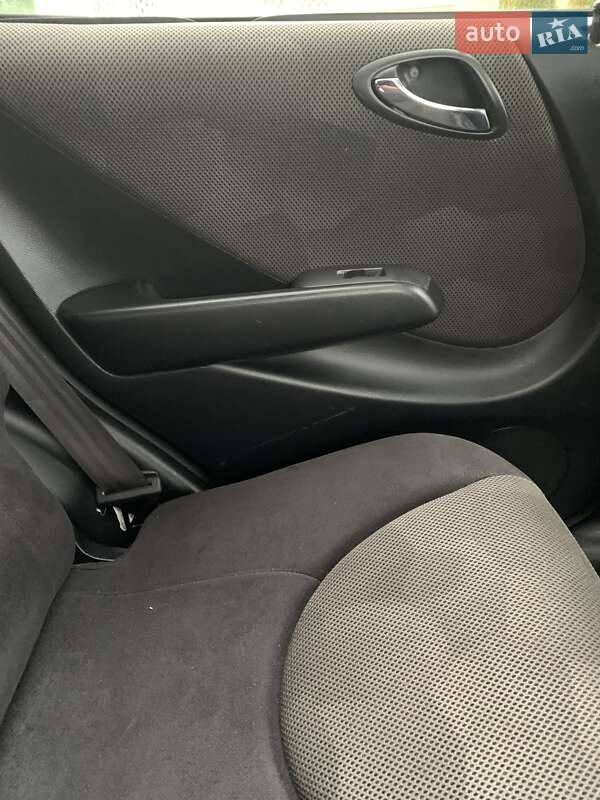 Хетчбек Honda Jazz 2007 в Іллінцях