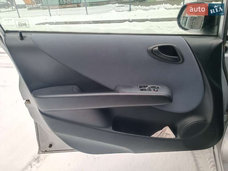 Хетчбек Honda Jazz 2003 в Львові