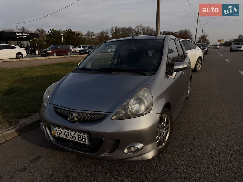 Хэтчбек Honda Jazz 2005 в Запорожье