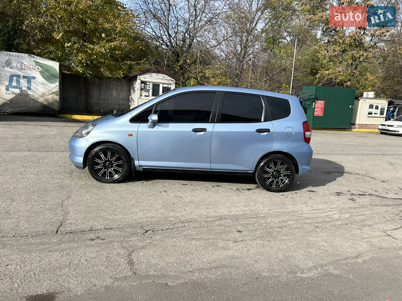 Хетчбек Honda Jazz 2002 в Дніпрі