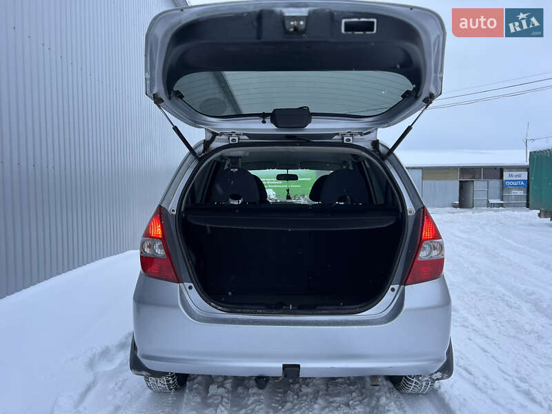 Хэтчбек Honda Jazz 2002 в Жовкве