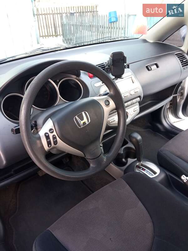 Хетчбек Honda Jazz 2006 в Богородчанах