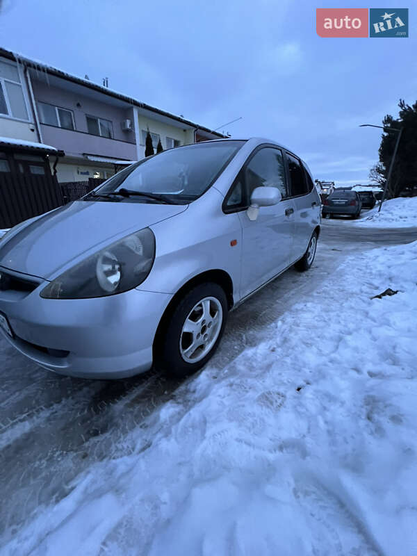 Хэтчбек Honda Jazz 2003 в Львове