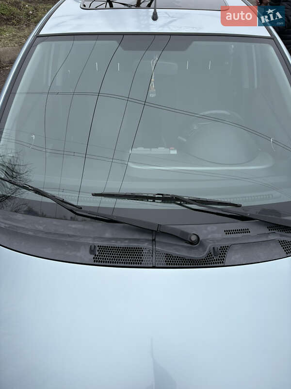 Хэтчбек Honda Jazz 2005 в Запорожье фото 12 Хэтчбек Honda Jazz 2005 в Запорожье