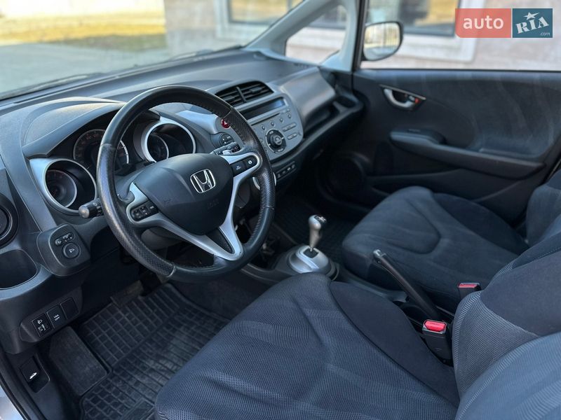 Хэтчбек Honda Jazz 2010 в Николаеве