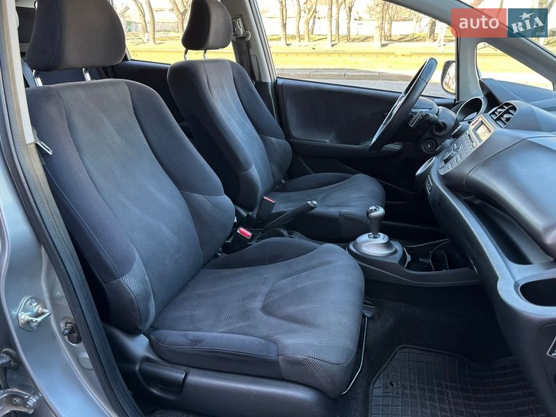 Хэтчбек Honda Jazz 2010 в Николаеве