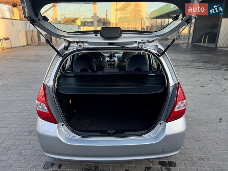 Хэтчбек Honda Jazz 2004 в Одессе