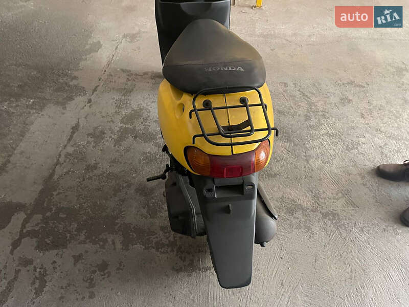 Скутер Honda Lead 100 2003 в Києві