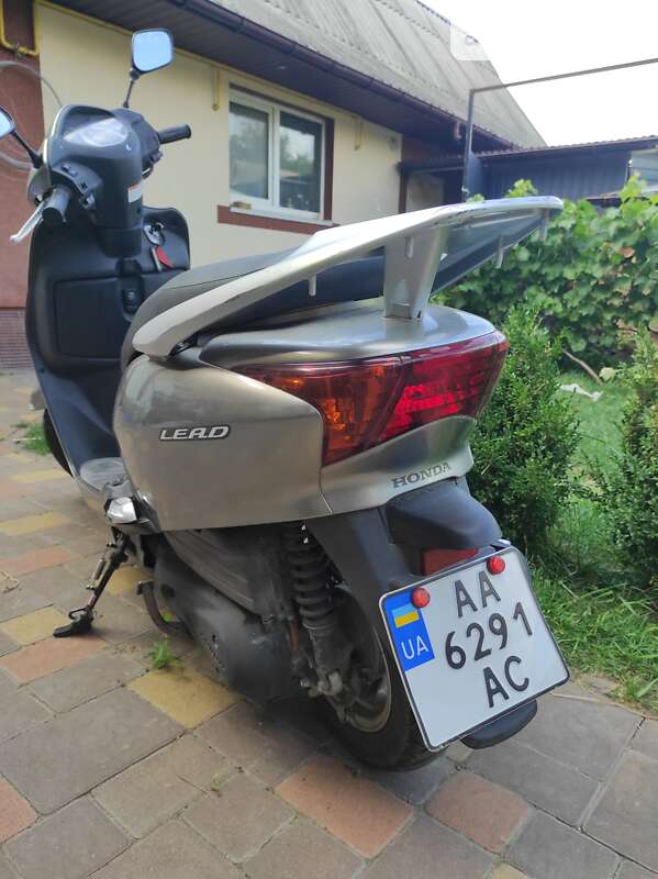 Скутер Honda Lead 110 JF-19 2011 в 