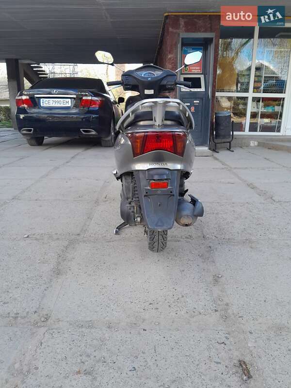 Грузовые мотороллеры, мотоциклы, скутеры, мопеды Honda Lead 110 JF-19 2010 в Кельменцах