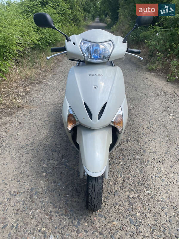 Макси-скутер Honda Lead 110 JF-19 2008 в Белгороде-Днестровском