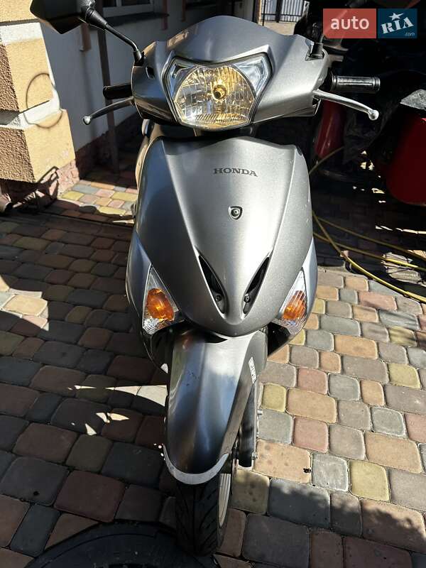 Мопеды Honda Lead 110 JF-19 2012 в Черкассах